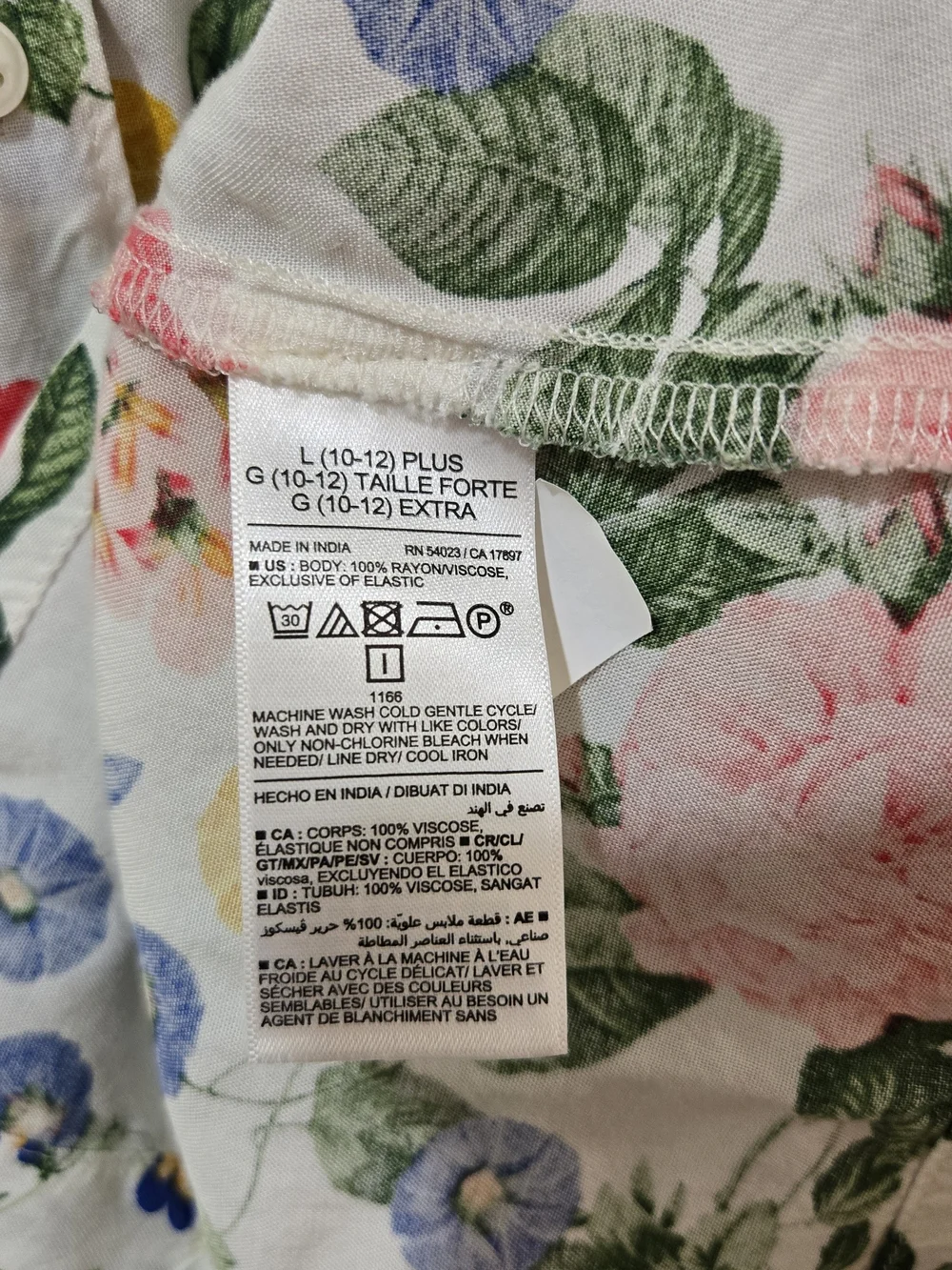 Bundle of Girls Old Navy Dresses - Floral Button-Front and Black Daisy XL Plus